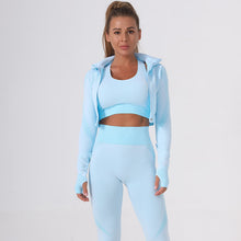 Carica l'immagine nel visualizzatore di Gallery, 「Seamless Trio」3-Piece Yoga Set ✨ Slimming Summer Fitness Outfit