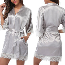 Cargar imagen en el visor de la galerĂa, đ„ăPlus SizeăSexy Lingerie Robe | Silk Satin Sleepwear | Role Play Nightwear