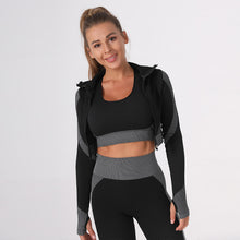 Carica l'immagine nel visualizzatore di Gallery, 「Seamless Trio」3-Piece Yoga Set ✨ Slimming Summer Fitness Outfit