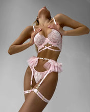 Загрузить изображение в средство просмотра галереи, 🌙【Sheer Mesh Lingerie】Crisscross Garter Set | Nightclub Seductive Outfit

