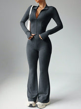 Charger l&#39;image dans la galerie, 「Hot Goddess」Quick-Dry Yoga Set ✨ No-VPL Top &amp; Flare Pants
