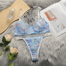 Carica l&#39;immagine nel visualizzatore di Gallery, 🔥【Push-Up Bra Set】Underwire Lingerie | Sexy Plunge Neckline
